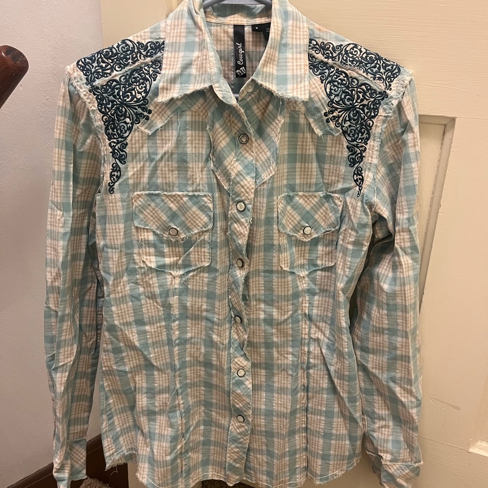 RU Cowgirl Blue, Tan & White Plaid Snap Distressed Shirt With Pattern